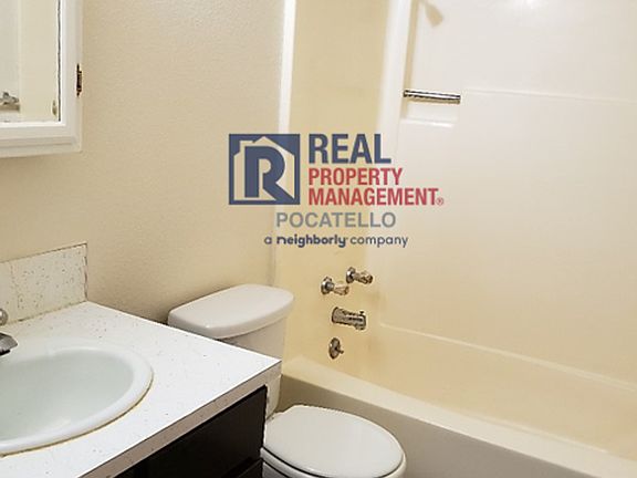 5th image of 1230 S 2nd Ave APT 3