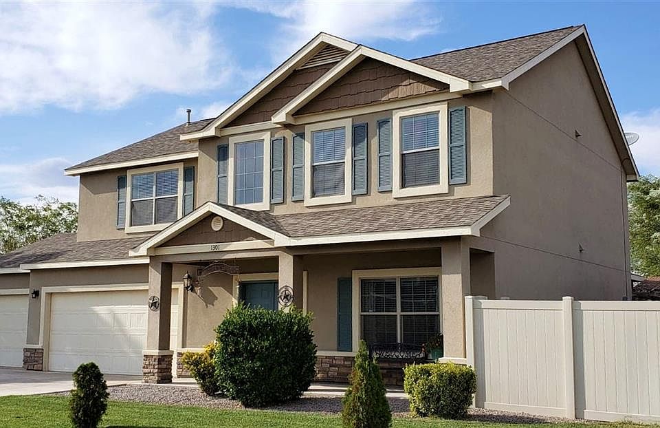 1st image of 1301 Sorrento Dr