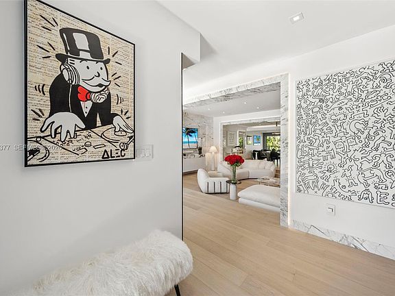 3rd image of 5750 La Gorce Dr