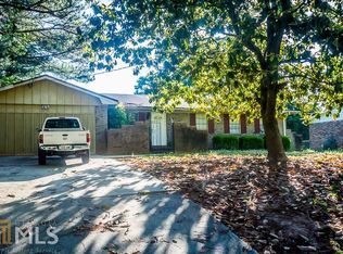 6346 Thornhedge Dr, Riverdale, GA