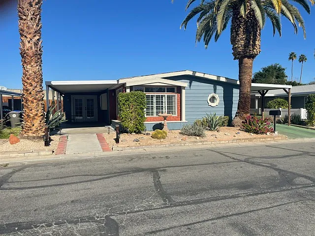 262 S Paseo Laredo