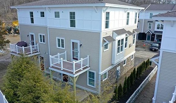 3rd image of 11 Hines Way #0