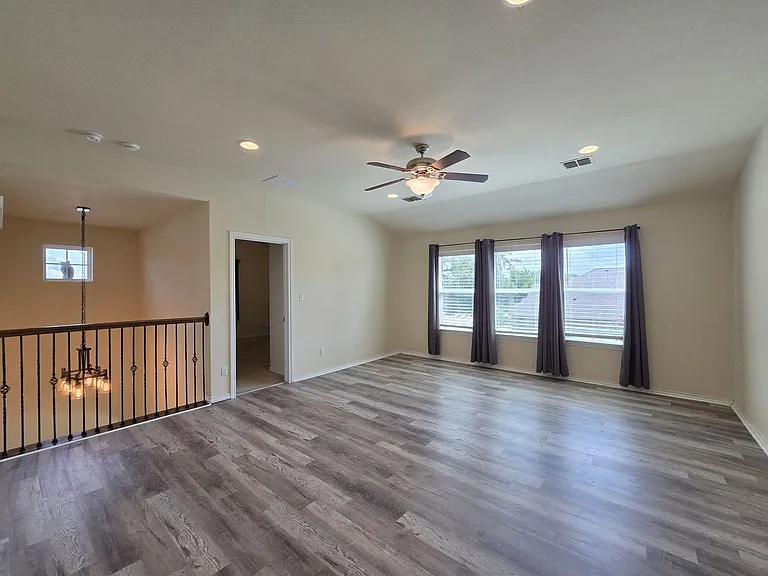 3614 Rusack Dr — Photo 34
