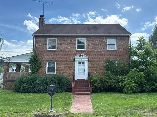 1212 Walnut St, Greenup, KY 41144