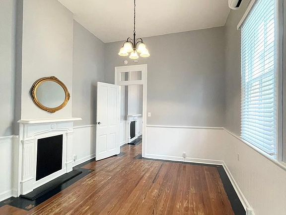 3rd image of 4018 Royal St