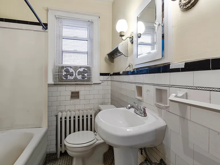 5823 Alder St — Photo 11