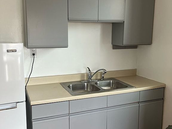 3rd image of 4604 N Kildare Ave #3