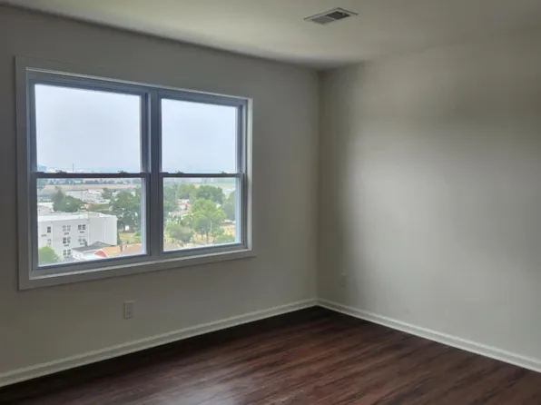 3713 Bergen Turnpike image 2 of 13