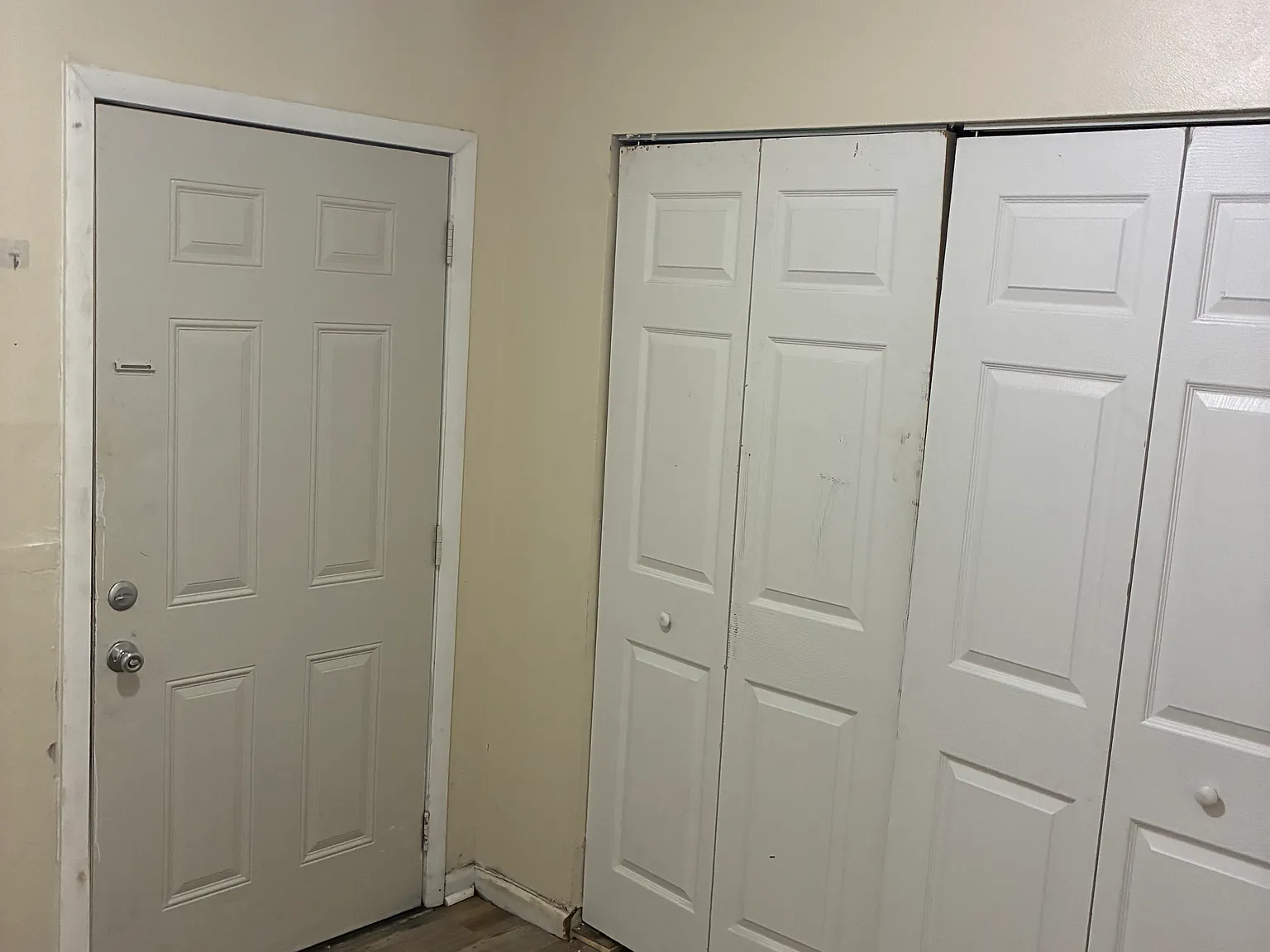 3 bed, $1,400 — Photo 4