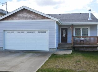 1353 12th Ave, Seaside, OR 97138