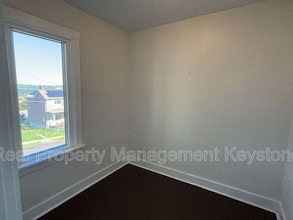 5th image of 122 E 16th Ave APT 2