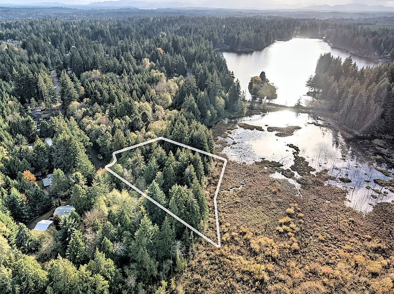 2nd image of 251 E Willapa Road
