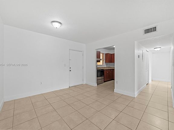 3rd image of 525 W 69th St APT 306