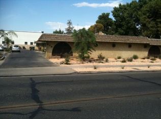 870 E Merritt Ave APT 2, Tulare, CA 93274