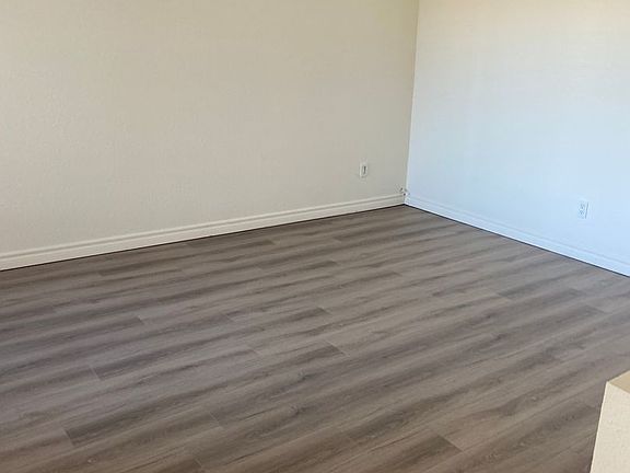 3rd image of 10853 Camarillo St APT 9