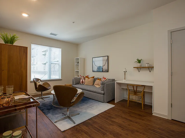 Decatur Point — Photo 12