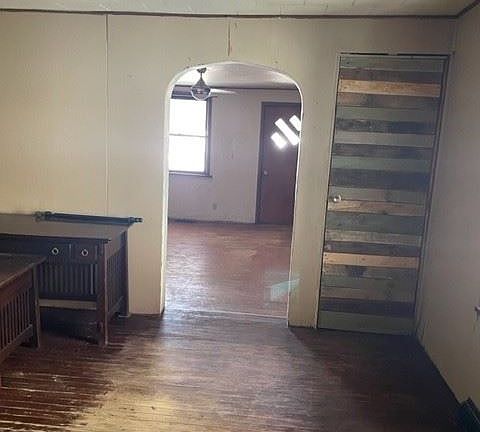 3rd image of 830 7th Ave