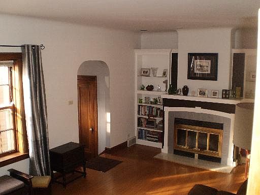 3rd image of 2817 S Wisconsin Ave