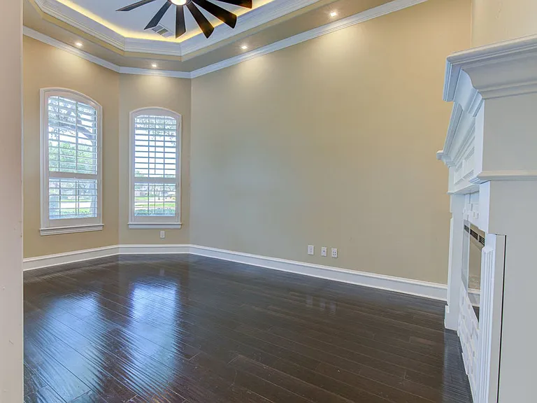 1917 Lakecliff Hills Ln — Photo 6