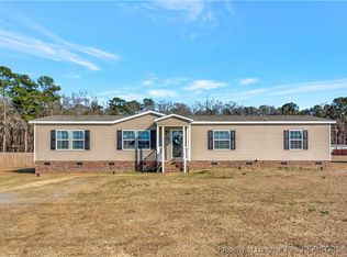 7758 N Chicken Rd, Lumberton, NC 28360