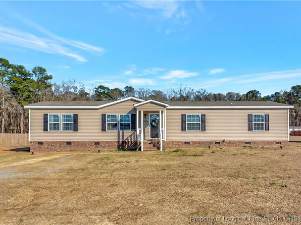 7758 N Chicken Rd, Lumberton, NC 28360