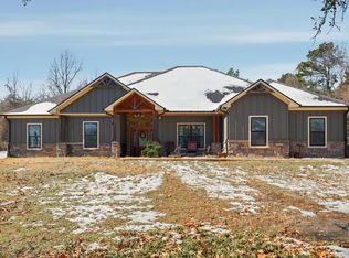 847 Calloway Rd, Marshall, TX 75670