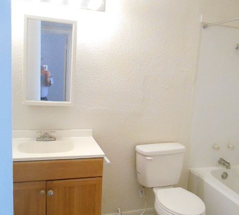 5th image of 3109 E Carey Ave APT 2