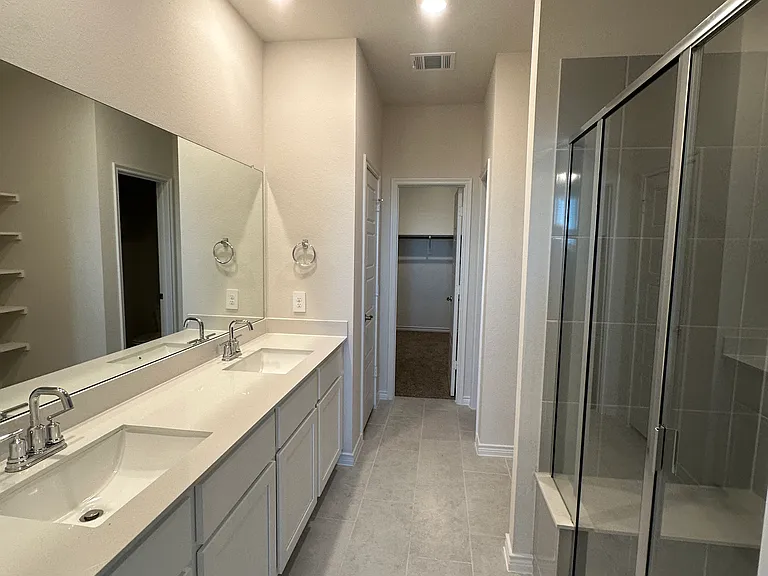 1318 Crookpost Dr — Photo 7