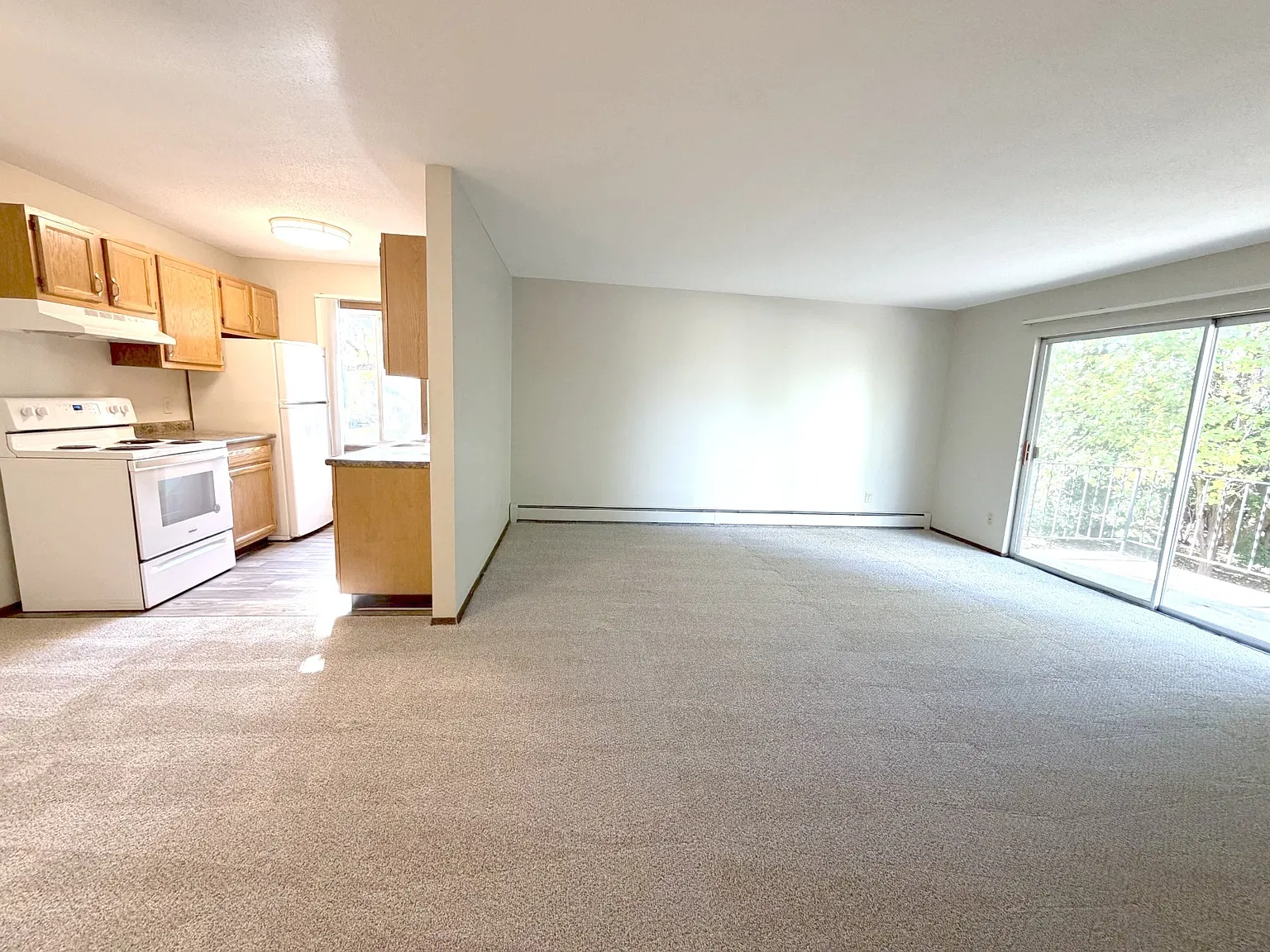 Oliver Apartments — Photo 1