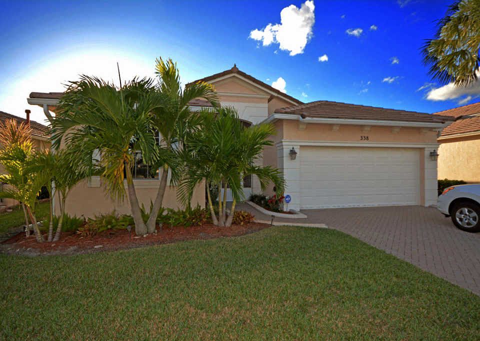 1st image of 338 SW Lake Forest Way