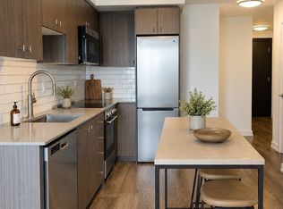 15 Wellington St S #1804, Kitchener, ON N2G0E4