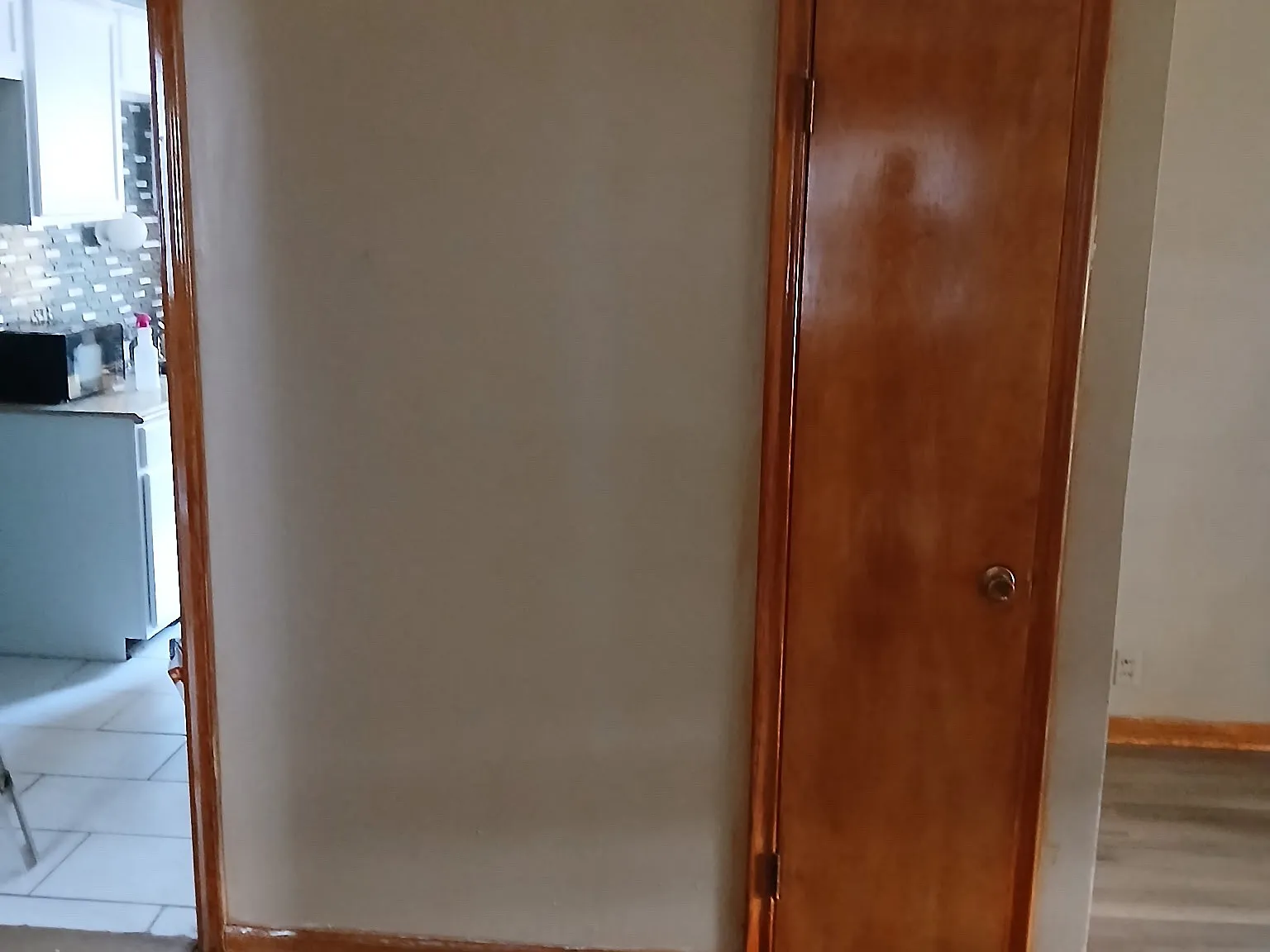 2 bed, $1,000 — Photo 1