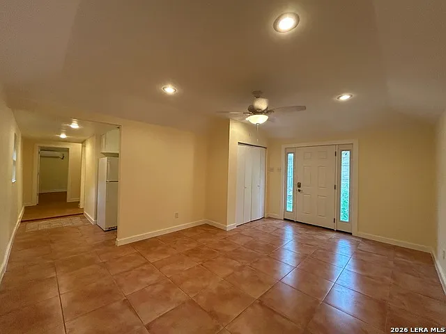 519 Fulton Ave #2
