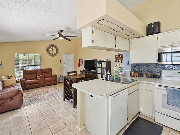 5th image of 516 SHERIDAN DRIVE