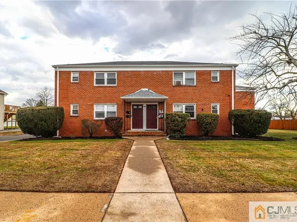 298 Central Ave #5B, Edison, NJ 08817