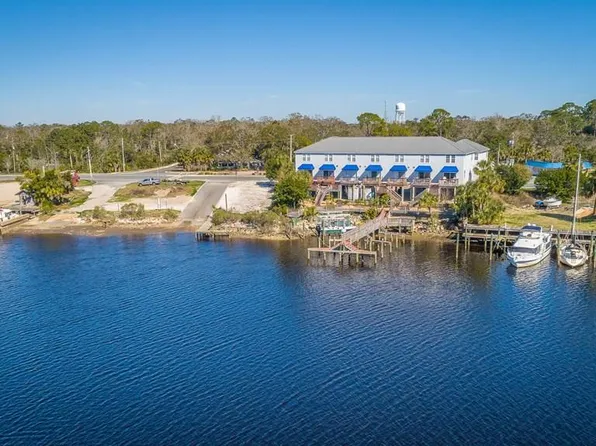 401 Saint James Ave #12, Carrabelle, FL 32322