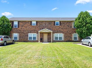 120 Bennett Dr, Clarksville, TN 37042