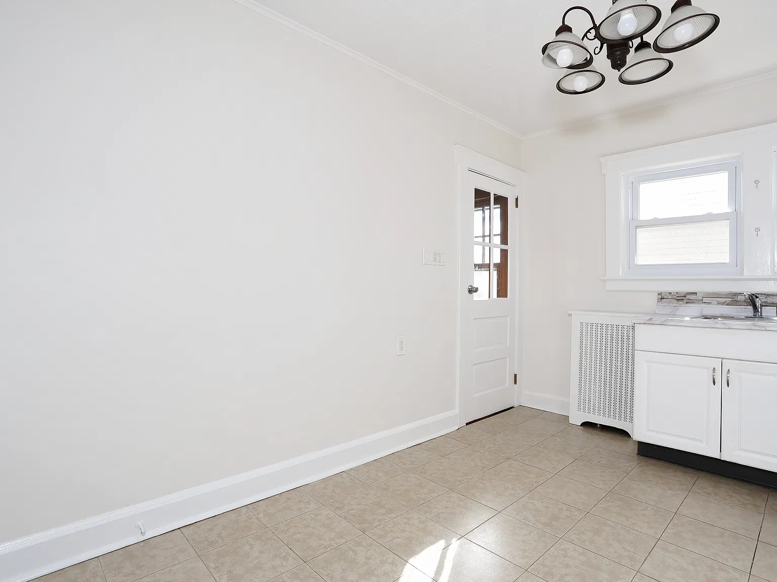 2 bed, $2,000 — Photo 3