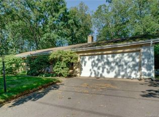 187 Ferguson Rd, Manchester, CT 06040