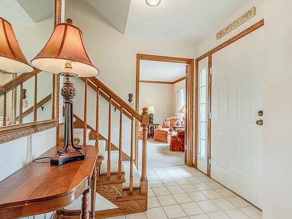 4th image of 6108 Rivercrest Dr