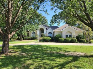 200 Club Ct, Warner Robins, GA 31088