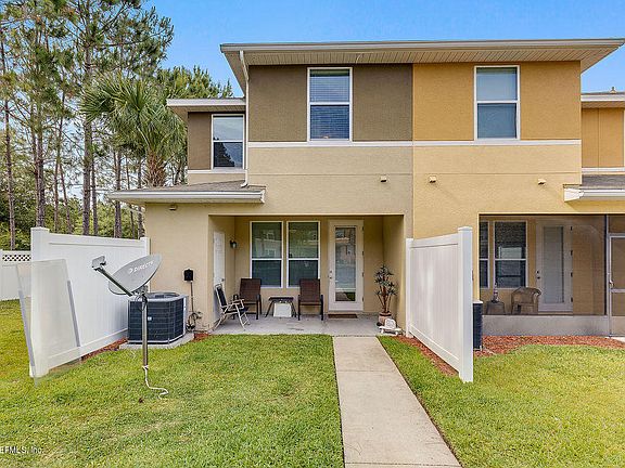 3rd image of 625 Oakleaf Plantation Pkwy Unit 916
