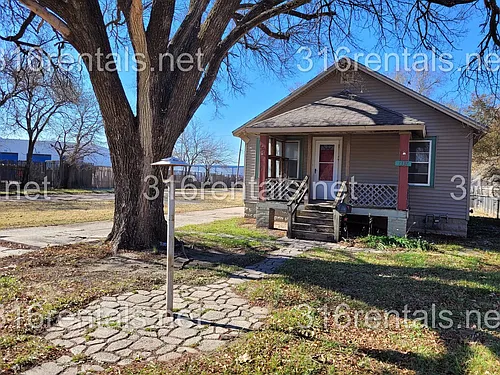 1337 S Fern St Photo 1