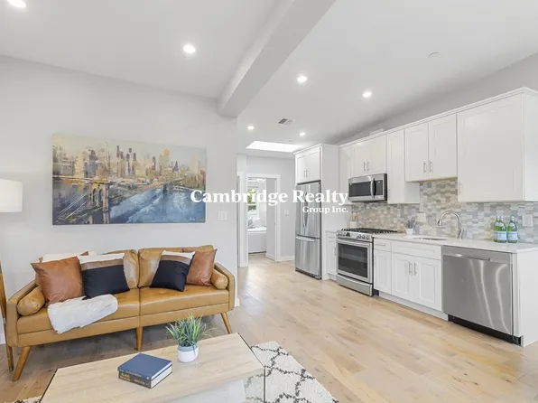 338 Hurley St #3T, Cambridge, MA 02141