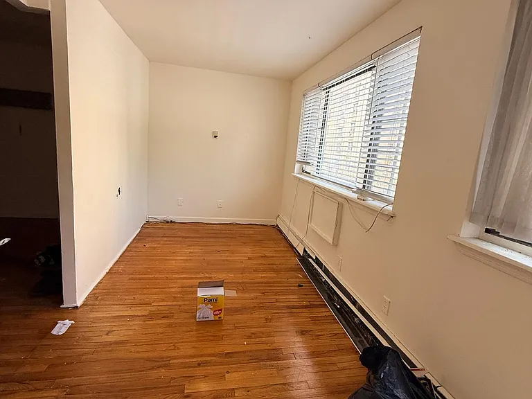 65 Cooper St #2A — Photo 1