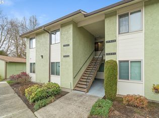 15928 NE Fremont St, Portland, OR 97230