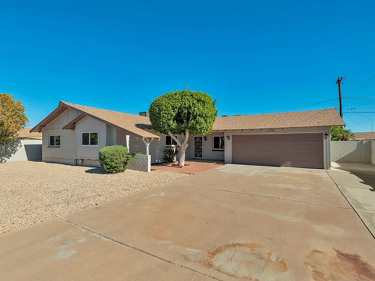 2809 N Granite Reef Rd — Photo 1