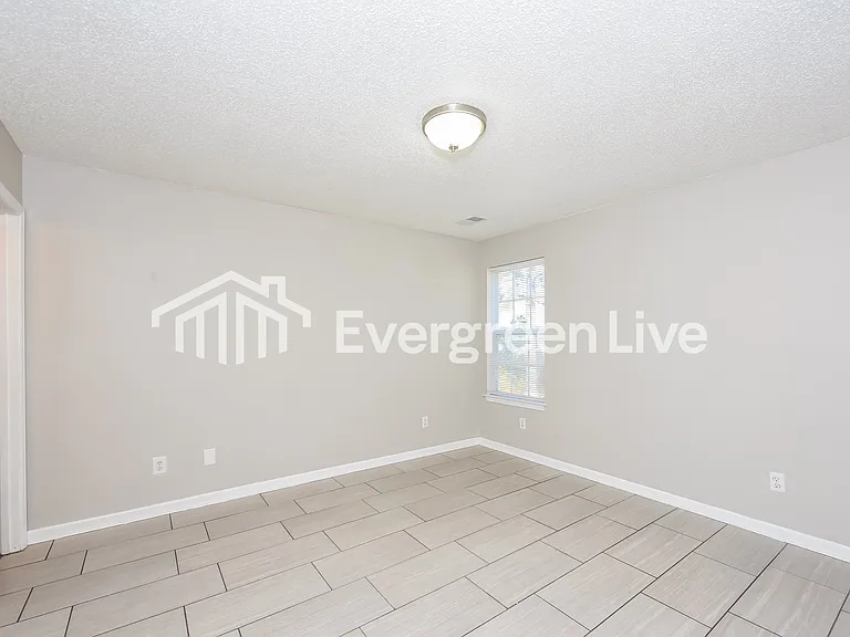 107 Sterling Hills Cir — Photo 9