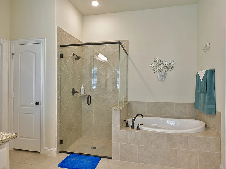 11100 Tanager Ln — Photo 13