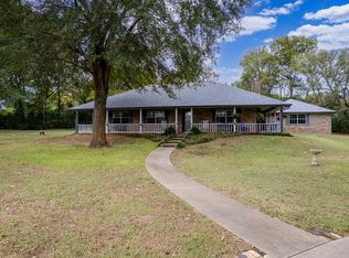 404 Park Rd #70, Palestine, TX 75801